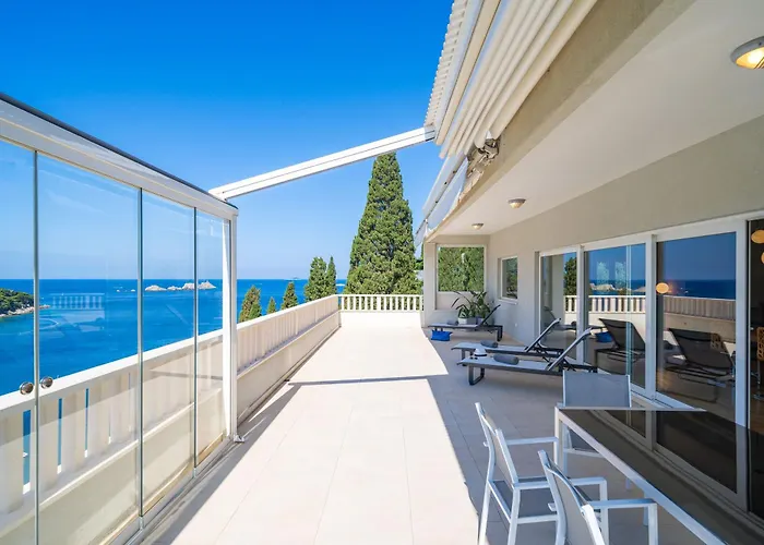 Penthouse Vis A Vis